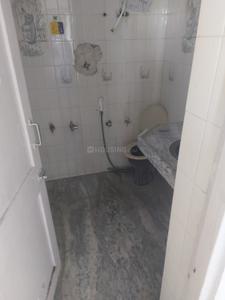 Bathroom Image of 760 Sq.ft 3 BHK Apartment / Flat for rent in Paldi Ahmedabad for Rs. 22000