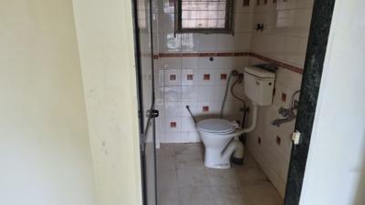 vimla plaza Bathroom Two 4