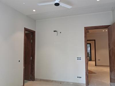 Bedroom Image of 1800 Sq.ft 3 BHK Builder Floor for sale in Paschim Vihar New Delhi for Rs. 40000000