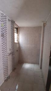 Bathroom Image of 460 Sq.ft 1 BHK Apartment / Flat for rent in Rashmi Classic, Nalasopara East Nala Sopara for Rs. 11500