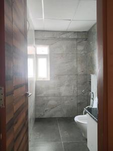 Common Bathroom Image of 1870 Sq.ft 3 BHK Apartment / Flat for sale in Samridhi Luxuriya Avenue, Sector 150 Noida for Rs. 25000000