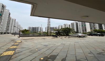 Image of 1247 Sq.ft 2 BHK Apartment / Flat for sale in Darshanam Central Park, Sayajiganj, Vadodara for Rs. 4200000