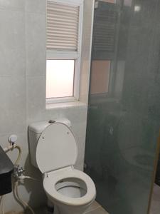 Bathroom Image of 1346 Sq.ft 2.5 BHK Apartment / Flat for rent in Olympia Grande, Pallavaram Chennai for Rs. 45000