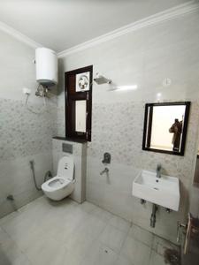 Bathroom Image of 1500 Sq.ft 2 BHK Builder Floor for rent in Hauz Khas New Delhi for Rs. 80000