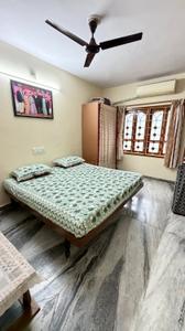 Bedroom Image of 1800 Sq.ft 3 BHK Apartment / Flat for sale in Maninagar Ahmedabad for Rs. 15000000