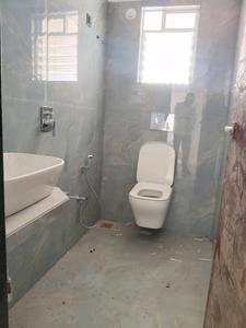 Common Bathroom Image of 1050 Sq.ft 2 BHK Apartment / Flat for sale in Avenue Hills, Kharghar Navi Mumbai for Rs. 17000000