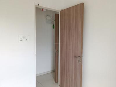 Bedroom Image of 650 Sq.ft 1.5 BHK Apartment / Flat for rent in Godrej Emerald, Kasarvadavali Thane for Rs. 27332