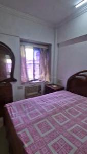 Bedroom Image of 950 Sq.ft 2 BHK Apartment / Flat for rent in Nirakar Apartment, Andheri West Mumbai for Rs. 67000