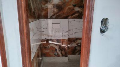 Bathroom Image of 900 Sq.ft 3 BHK Builder Floor for sale in Shastri Nagar New Delhi for Rs. 8600000