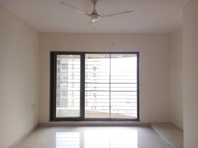 Living Room Image of 900 Sq.ft 2 BHK Apartment / Flat for sale in Thane West Thane for Rs. 16000000