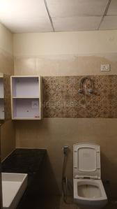 Bathroom Image of 435 Sq.ft 1 RK Apartment / Flat for sale in Paramount Golfforeste Oak &amp; Pine, Surajpur Greater Noida for Rs. 2900000