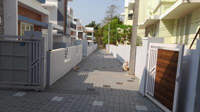 Balcony Image of 2150 Sq.ft 4 BHK Villa for sale in Amalanagar Thrissur for Rs. 7000000