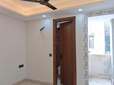 Bedroom Image of 1350 Sq.ft 3 BHK Builder Floor for sale in Paschim Vihar New Delhi for Rs. 30000000