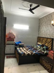 Bedroom Image of 910 Sq.ft 2 BHK Apartment / Flat for rent in Patparganj New Delhi for Rs. 40000