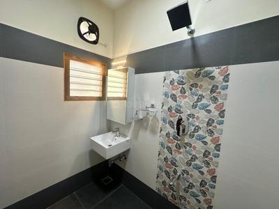 Bedroom Image of 4000 Sq.ft 5 BHK Apartment / Flat for sale in Valasaravakkam Chennai for Rs. 55000000