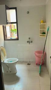 Bathroom Image of 1900 Sq.ft 3 BHK Apartment / Flat for rent in RPS Savana, Sector 88 Faridabad for Rs. 40000