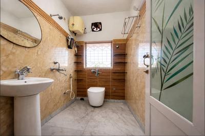 Bathroom Image of 1400 Sq.ft 3 BHK Apartment / Flat for sale in Prince Anwar Shah Connector Kolkata for Rs. 12000000