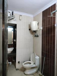 Common Bathroom Image of 1650 Sq.ft 3 BHK Apartment / Flat for sale in Gayatri Apartments, Sector 10 Dwarka New Delhi for Rs. 32500000