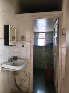 Common Bathroom One Image of 919 Sq.ft 2 BHK Apartment / Flat for rent in Pashan Pune for Rs. 40000