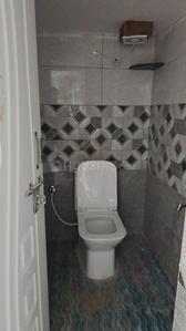 Bathroom Image of 680 Sq.ft 1 BHK Apartment / Flat for rent in Kondapur Hyderabad for Rs. 18250