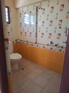 Bathroom Image of 900 Sq.ft 2 BHK Builder Floor for rent in Vazhu Thareddy Viluppuram for Rs. 12000