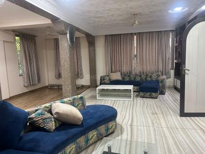 Bedroom Image of 3300 Sq.ft 4.5 BHK Independent House for rent in jolly Apartment, Chembur Mumbai for Rs. 285000