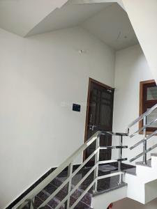 Balcony Image of 1250 Sq.ft 3 BHK Duplex for rent in Kakraita Agra for Rs. 15000