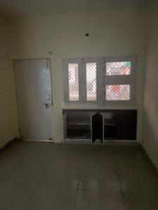 Bedroom Image of 960 Sq.ft 2 BHK Apartment / Flat for rent in Akash Ganga Apartment, Sector 24 Rohini New Delhi for Rs. 25000