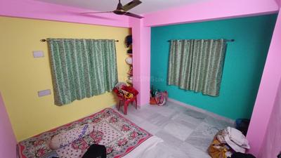 Bedroom Image of 900 Sq.ft 2 BHK Apartment / Flat for rent in South Dum Dum Kolkata for Rs. 12500