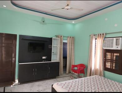 Bedroom Image of 600 Sq.ft 1 BHK Builder Floor for rent in Nirmal Vihar Ambala for Rs. 15000
