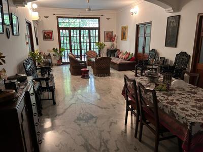 Hall Image of 5000 Sq.ft 8 BHK Villa for sale in New Alipore Kolkata for Rs. 135000000