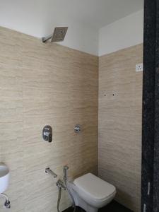Common Bathroom Image of 480 Sq.ft 1 BHK Apartment / Flat for rent in Raunak Heights, Kasarvadavali Thane for Rs. 17580