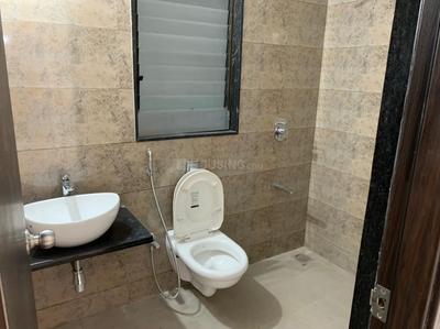 Bathroom Image of 877 Sq.ft 2 BHK Apartment / Flat for sale in Platinum Atlantis A And B, Balewadi Pune for Rs. 9000000