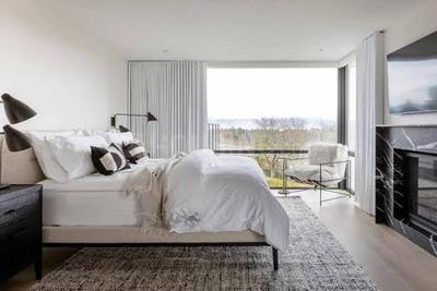 Bedroom Image of 1600 Sq.ft 3 BHK Apartment / Flat for sale in Soar Azure Residences, Andheri West Mumbai for Rs. 52500000