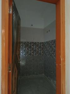 Common Bathroom Image of 750 Sq.ft 2 BHK Builder Floor for sale in DLF Ankur Vihar Ghaziabad for Rs. 2260389