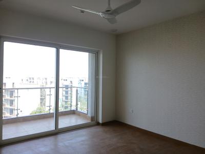 Bedroom Image of 2720 Sq.ft 4 BHK Apartment / Flat for sale in Godrej Meridien, Sector 103 Gurgaon for Rs. 43000000