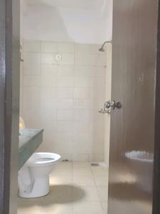 Common Bathroom Image of 1412 Sq.ft 3.5 BHK Builder Floor for sale in Sector 81 Faridabad for Rs. 12500000