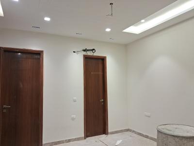 Bedroom Image of 1800 Sq.ft 3 BHK Builder Floor for sale in Paschim Vihar New Delhi for Rs. 40000000