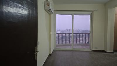 Bedroom Image of 1735 Sq.ft 3 BHK Apartment / Flat for sale in Amrapali Heartbeat City IV, Sector 107 Noida for Rs. 18700000
