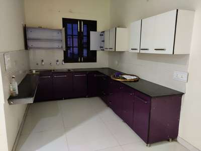 Kitchen Image of 2100 Sq.ft 2 BHK Builder Floor for rent in Gumtala Gumtala Sub Urban for Rs. 18500