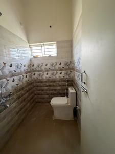 Bathroom Image of 1200 Sq.ft 2 BHK Apartment / Flat for rent in Kuppaluru Mysore for Rs. 16000
