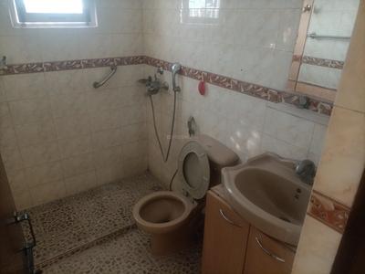 Image of 1900 Sq.ft 3 BHK Apartment / Flat for sale in The Mall Avenue, Lucknow for Rs. 23000000