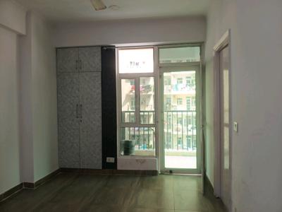 Bedroom Image of 889 Sq.ft 2 BHK Apartment / Flat for sale in Gaur City 2 16th Avenue, Noida Extension Greater Noida for Rs. 8900000