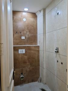 Common Bathroom Image of 750 Sq.ft 3 BHK Apartment / Flat for sale in Nawada New Delhi for Rs. 4900000