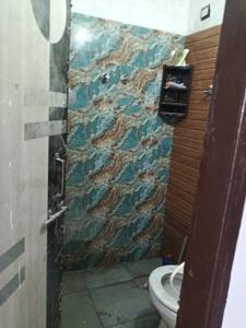 Bathroom Image of 152 Sq.ft 1 BHK Apartment / Flat for rent in Aya Nagar New Delhi for Rs. 10000