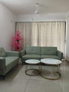 Hall Image of 1705 Sq.ft 3 BHK Apartment / Flat for rent in Darshanam Central Park, Sayajiganj Vadodara for Rs. 45000