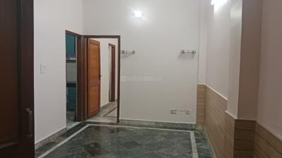Living Room Image of 1100 Sq.ft 3 BHK Builder Floor for rent in Janakpuri New Delhi for Rs. 29499
