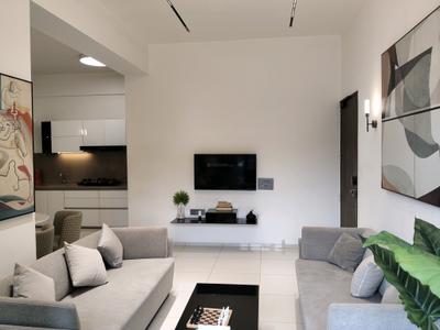 Living Room Image of 1760 Sq.ft 3 BHK Apartment / Flat for sale in Sharanya Altura, Shilaj Ahmedabad for Rs. 9680000