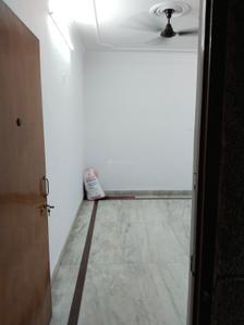 Image of 750 Sq.ft 1 BHK Apartment / Flat for rent in Patparganj, New Delhi for Rs. 25000