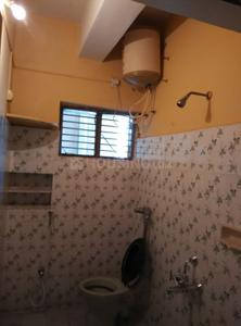 Bathroom Image of 780 Sq.ft 2 BHK Independent House for rent in Mathikere Bengaluru for Rs. 13000